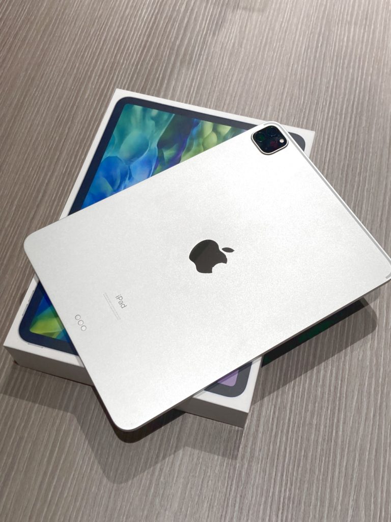 Apple iPad Pro 11インチ 第2世代 Wi-Fi 128GB シルバー 3G932J/A