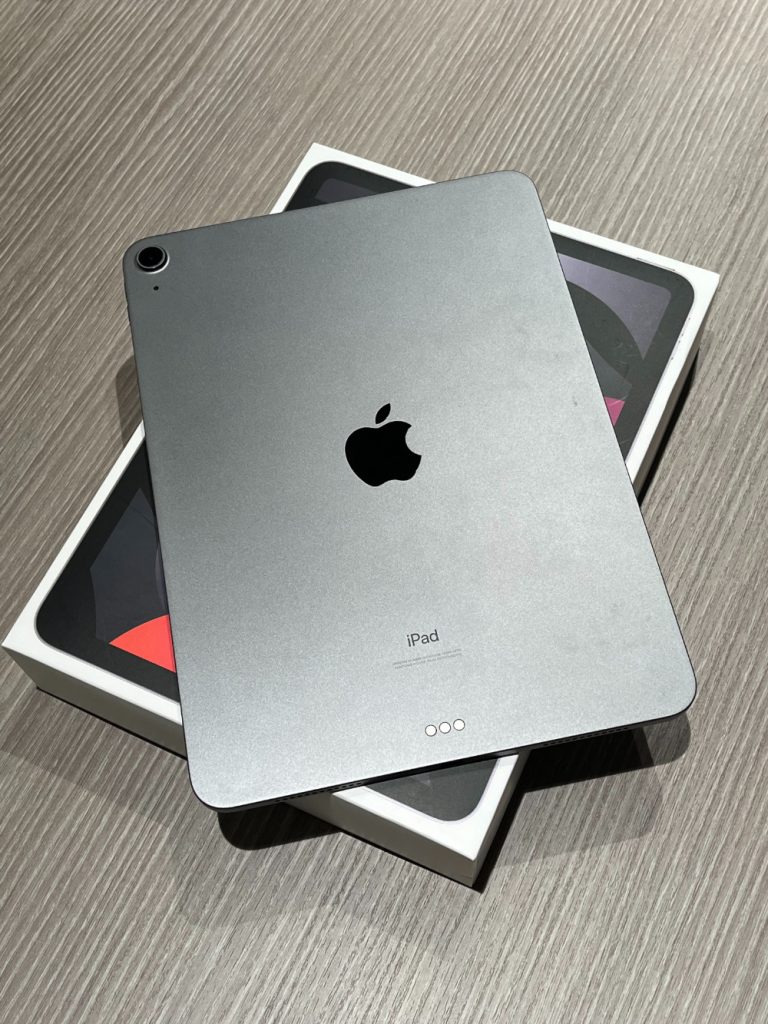 Apple iPad Air 第4世代 Wi-Fiモデル 64GB スペースグレイ MYFM2J/A