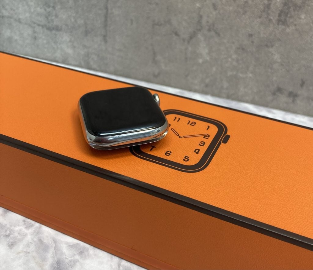 AppleWatch Series5 44mm GPS+Cellular Hermès シンプルトゥール MWRA2J/A