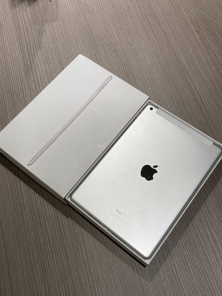 Softbank iPad(第8世代) 10.2インチ 128GB シルバー MYMM2J/A