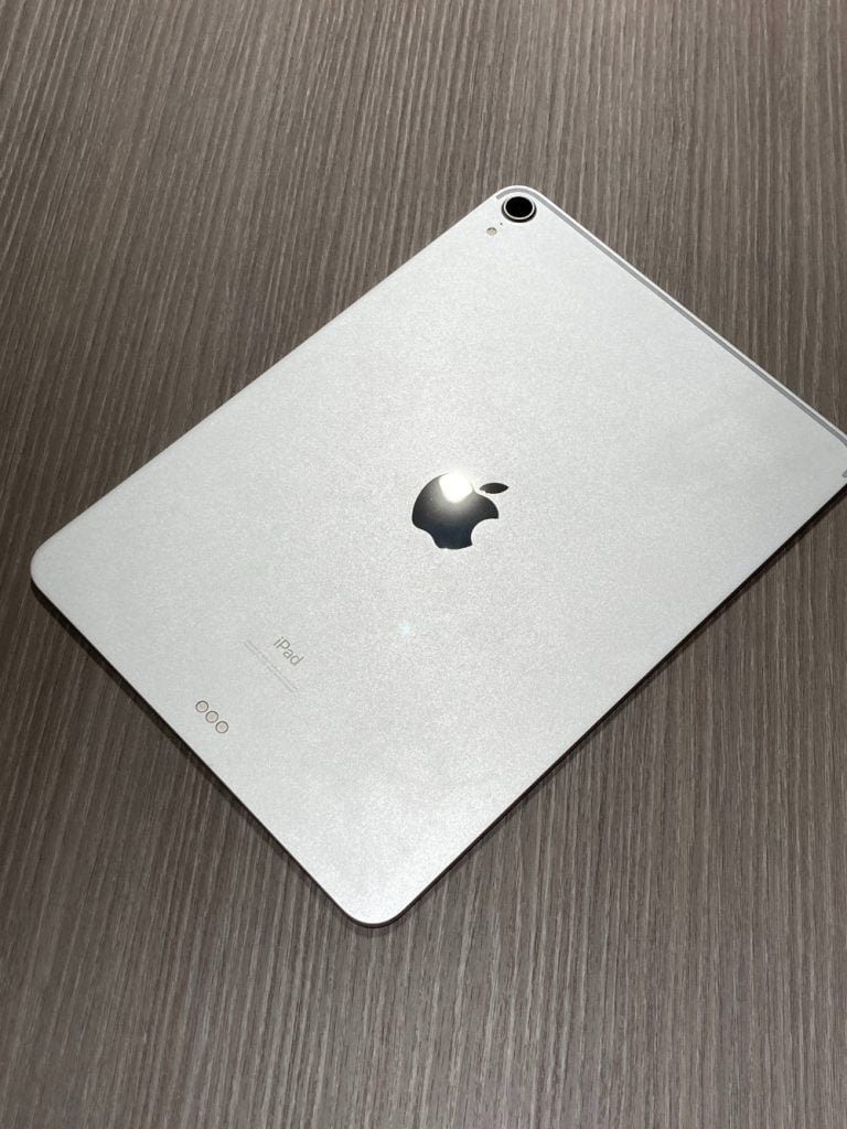 iPad Pro 11インチ（第1世代） Wi-Fi 64GB シルバー MTXP2J/A