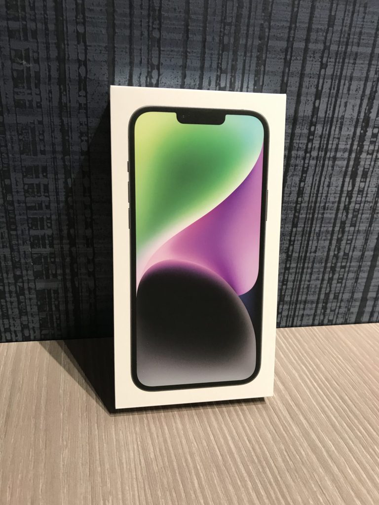 国内版SIMフリー iPhone 14 Plus 128GB ミッドナイト MQ4A3J/A
