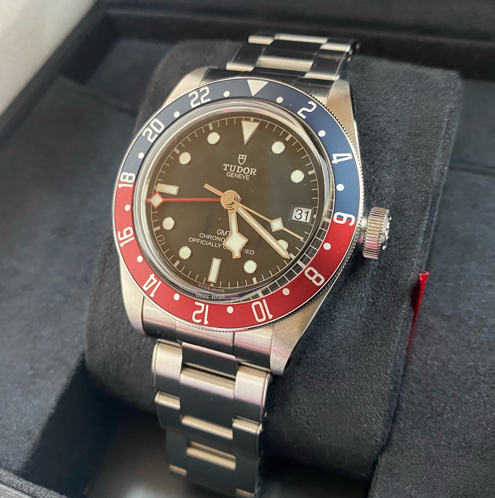 チューダー ヘリテージ ブラックベイGMT 79830RB