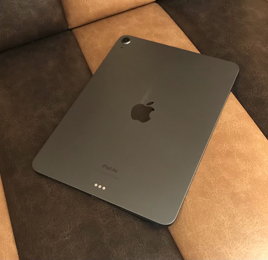 Apple iPad Air 第5世代 Wi-Fiモデル 64GB スペースグレイ MM9C3J/A