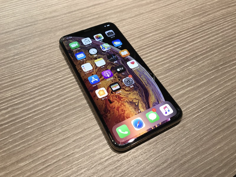 Apple 国内版SIMフリー iPhoneXS MAX 256GB ゴールド MT6W2J/A 液晶割れ