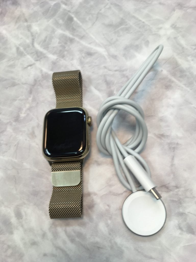 Apple Watch Series 7 GPS+Cellularモデル 41mm ゴールドミラネーゼループ MKJ03J/A