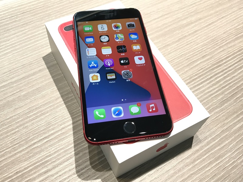 docomo SIMロック解除済み iPhone8 Plus 256GB レッド NRTM2J/A 交換品