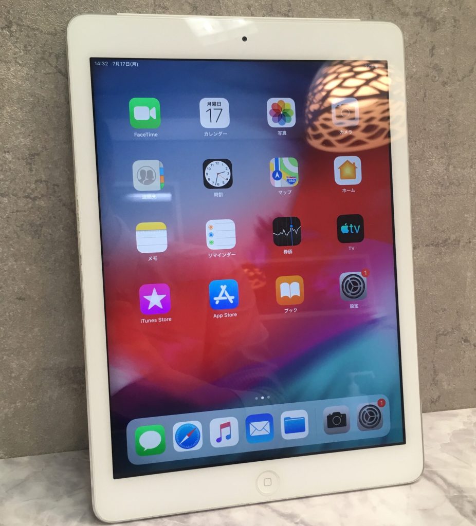 Apple iPad Air Cellular 16GB シルバー MD794J/B