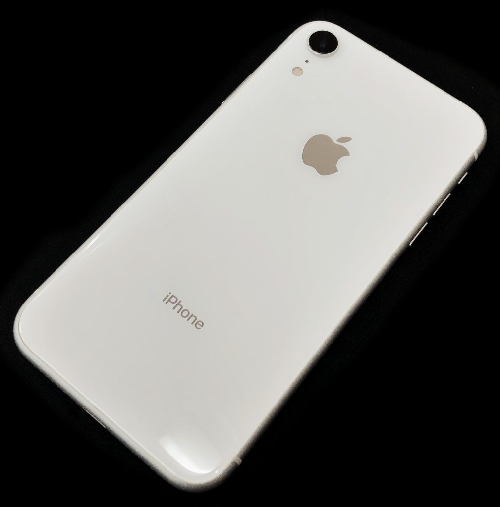 SIMロック解除済み au iPhoneXR 64GB ホワイト MT032J/A