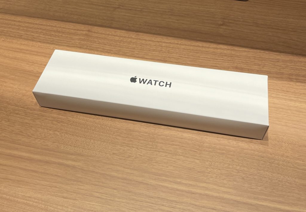 AppleWatchSE 40mm GPSモデル MKQ13J/A