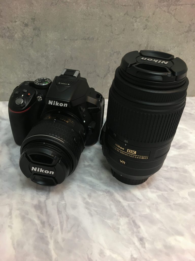 Nikon D5300 18-55mm F3.5-5.6G VR II 55-200mm F4-5.6G ED VR II ダブルズームキット