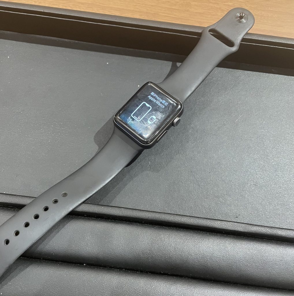 Apple Watch Series3 GPSモデル 42mm スポーツバンド MTF32J/A