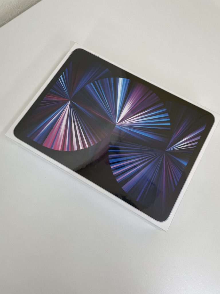 iPad Pro 11インチ 第3世代 Wi-Fiモデル 256GB シルバー MHQV3J/A