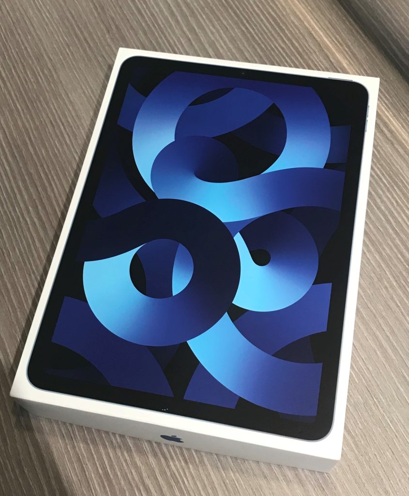 iPad Air 10.9インチ 第5世代 Wi-Fi 256GB ブルー MM9N3J/A