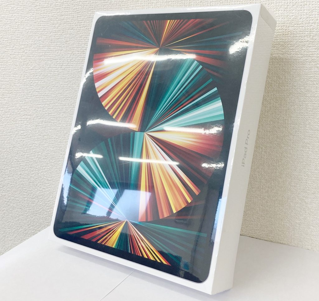 Apple iPad Pro 12.9インチ（第5世代）Wi-Fiモデル 128GB シルバー MHNG3J/A