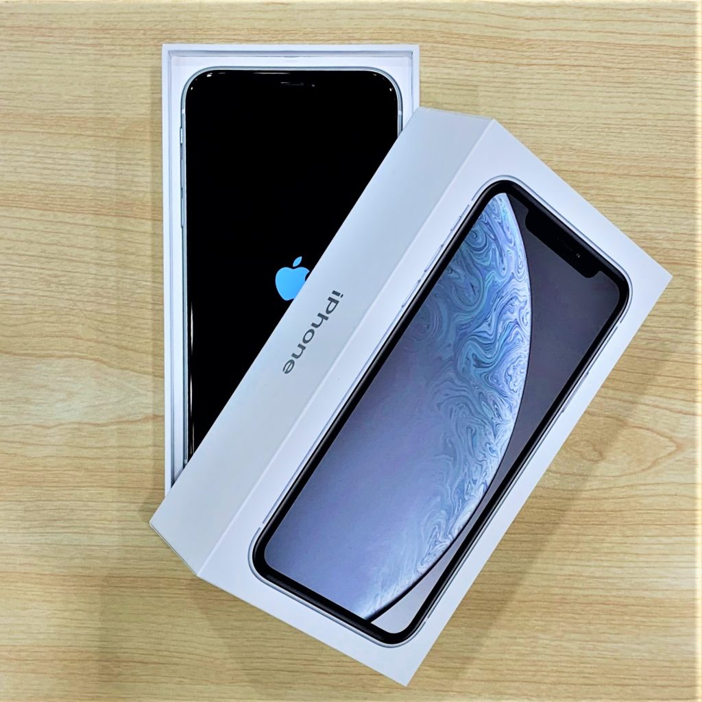 Softbank(SIMロック解除) iPhoneXR 256GB ホワイト MT0W2J/A