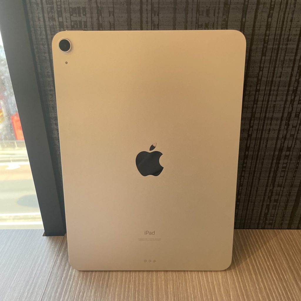 Apple iPad Air 第4世代 Wi-Fiモデル 256GB シルバー MYFW2J/A