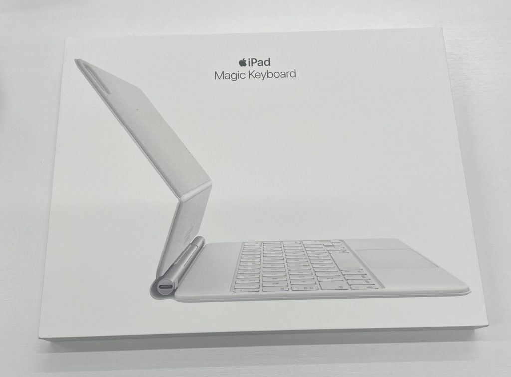 iPad Pro 11インチ 第3世代/iPad Air 第4世代 用Magic Keyboard ホワイト MJQJ3J/A