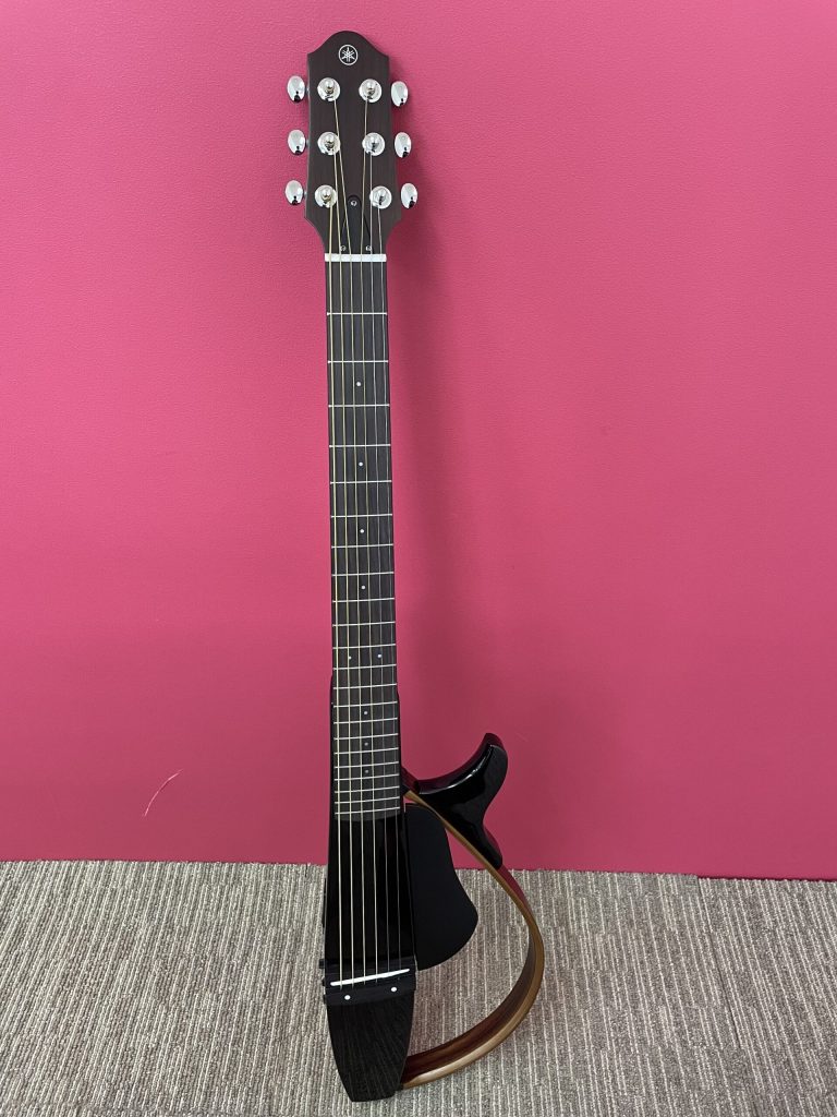 ヤマハ SLG 200S TBL サイレントギター