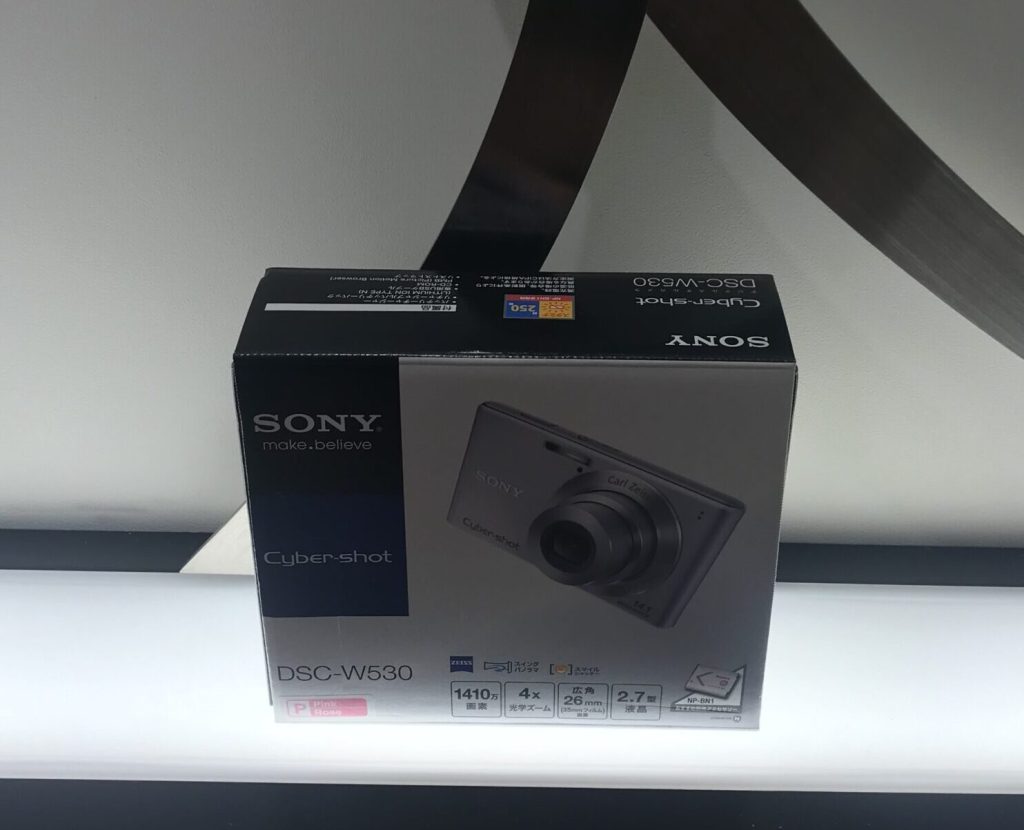 SONY コンパクトデジタルカメラ DSC-W530