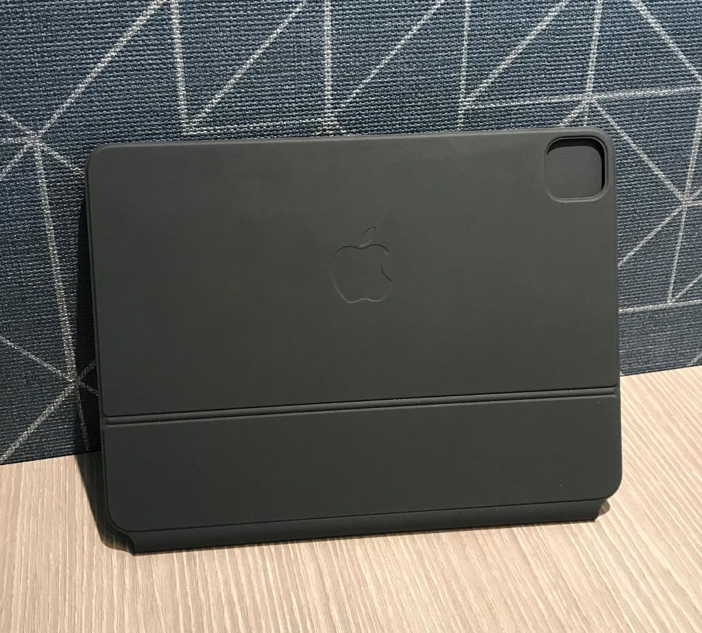 iPadPro 11inch用 マジックキーボード MXQT2J/A