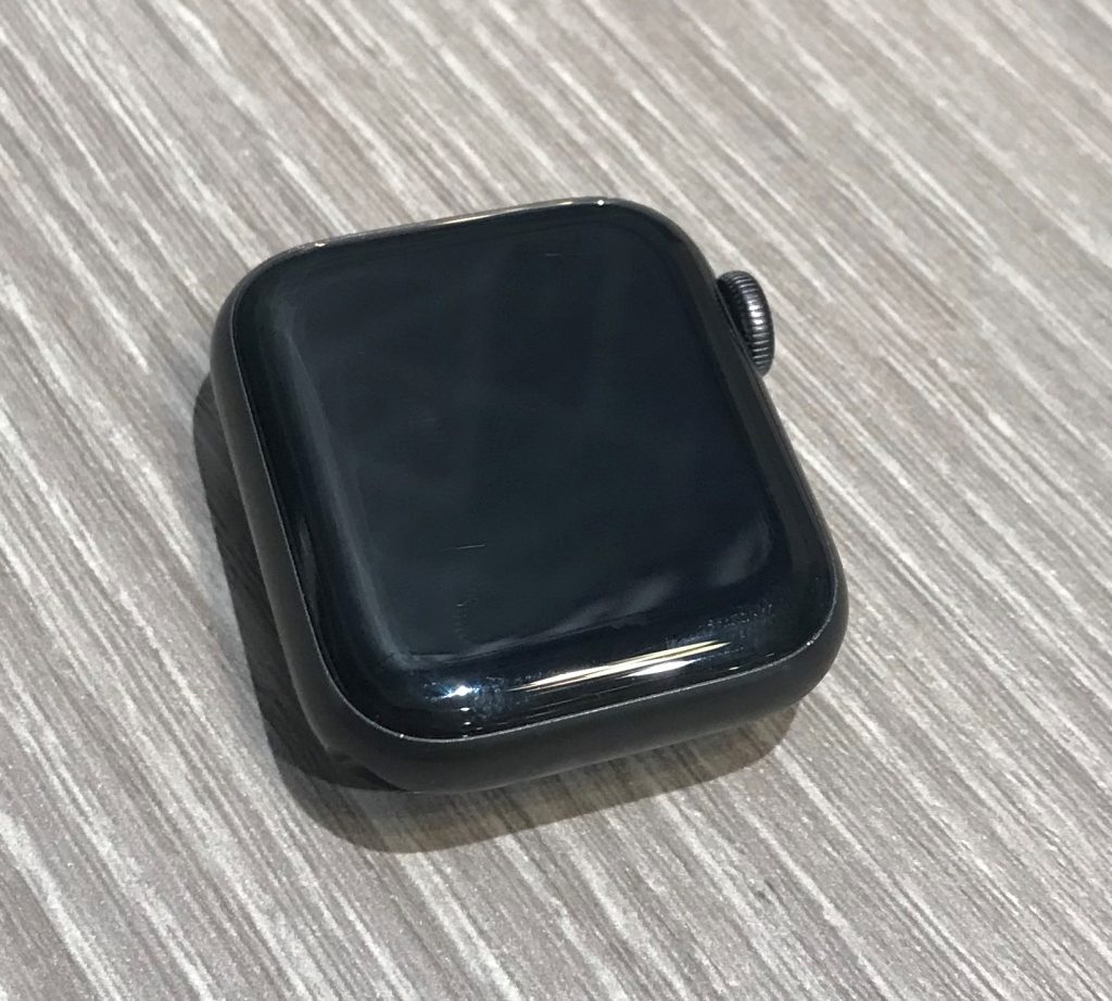 Apple Apple Watch SE 40mm GPS MKQ13J/A