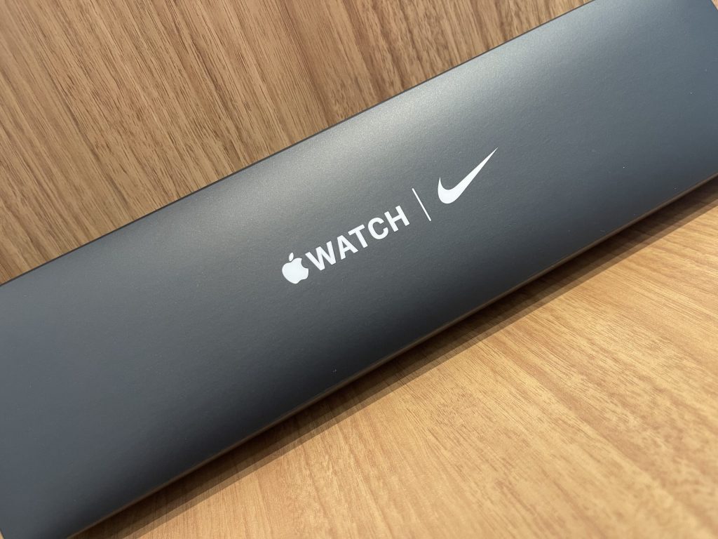 Apple Watch Nike SE 40mm GPSモデル MKQE3J/A