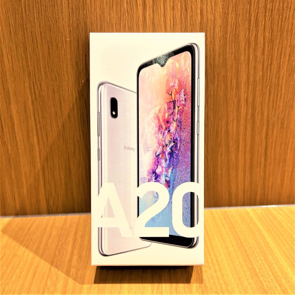 Galaxy A20 ホワイト SCV46-J