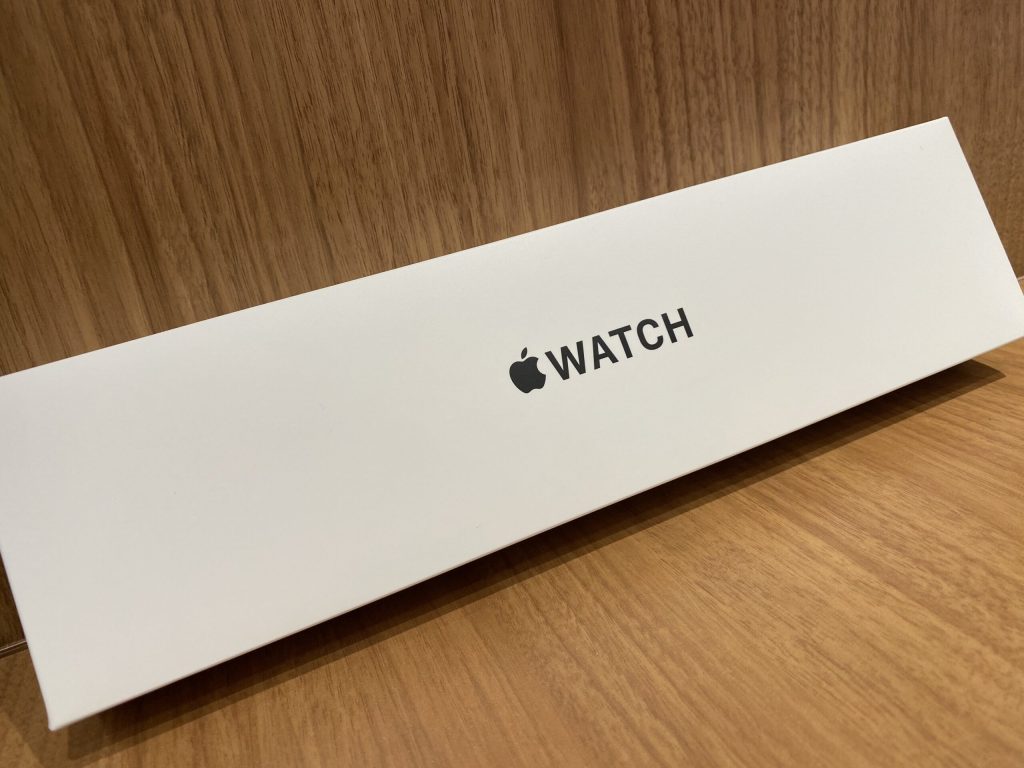 Apple Watch SE 第2世代 GPSモデル 44mm MNLD3J/A