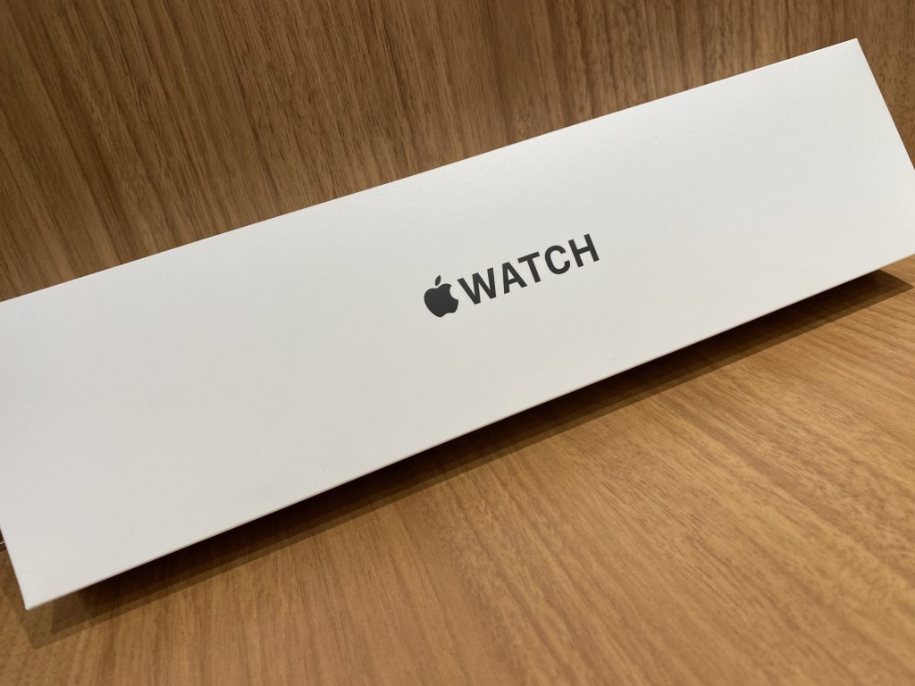 Apple Watch SE GPSモデル 44mm ミッドナイト アルミニウムケース MNK03J/A