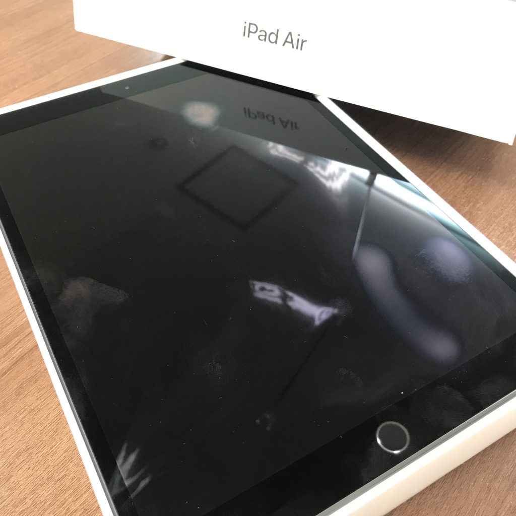 液晶不具合 Apple au iPad Air 第3世代/2019 Cellular 64GB スペースグレイ MV0D2J/A