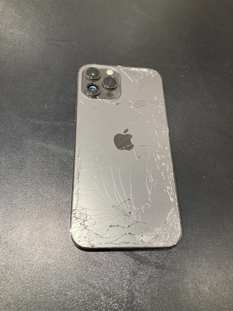 SIMロック解除済み Softbank iPhone12ProMax 128GB グラファイト MGCU3J/A