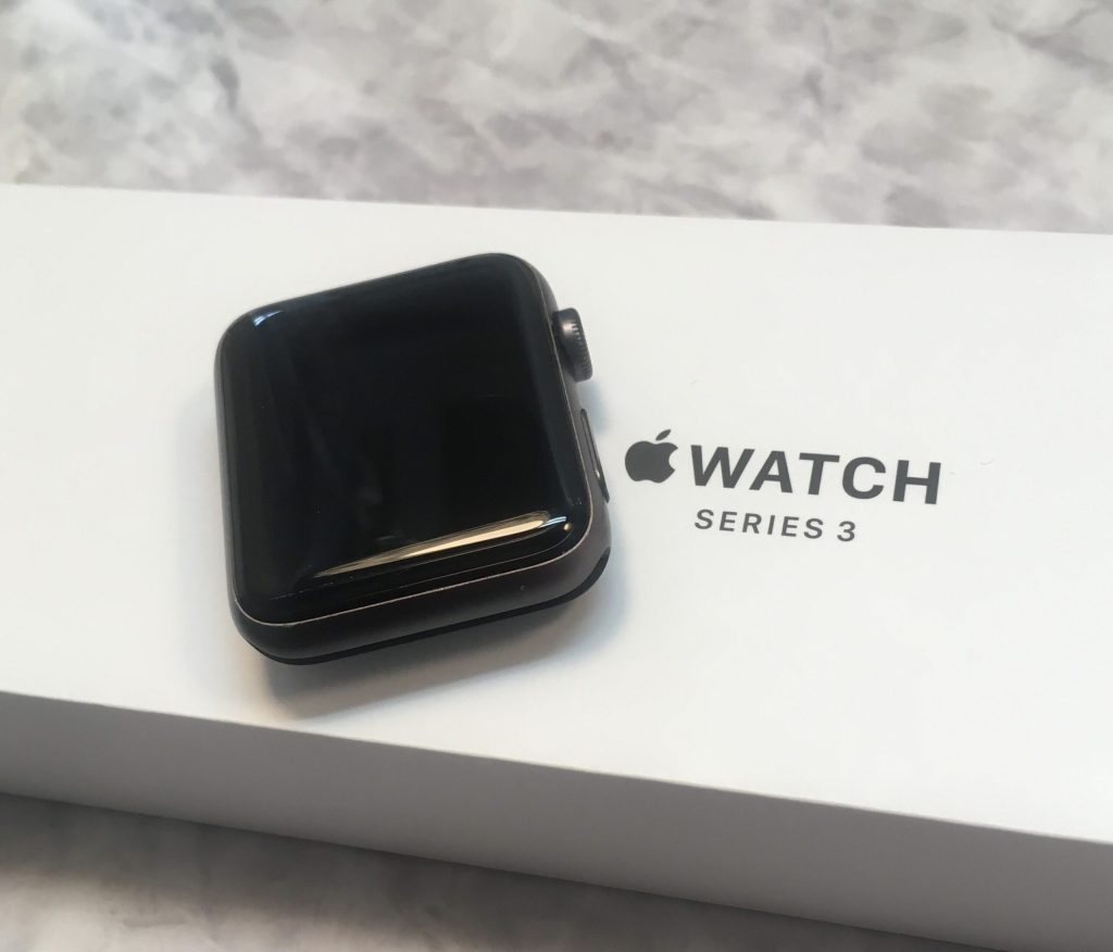 Apple Watch Series3 GPSモデル 42mm ブラックスポーツバンド MTF32J/A