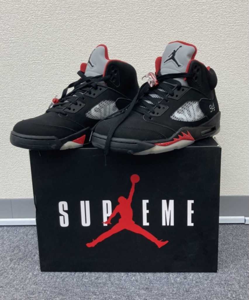 NIKE AIR JORDAN 5 RETRO Supreme 824371001