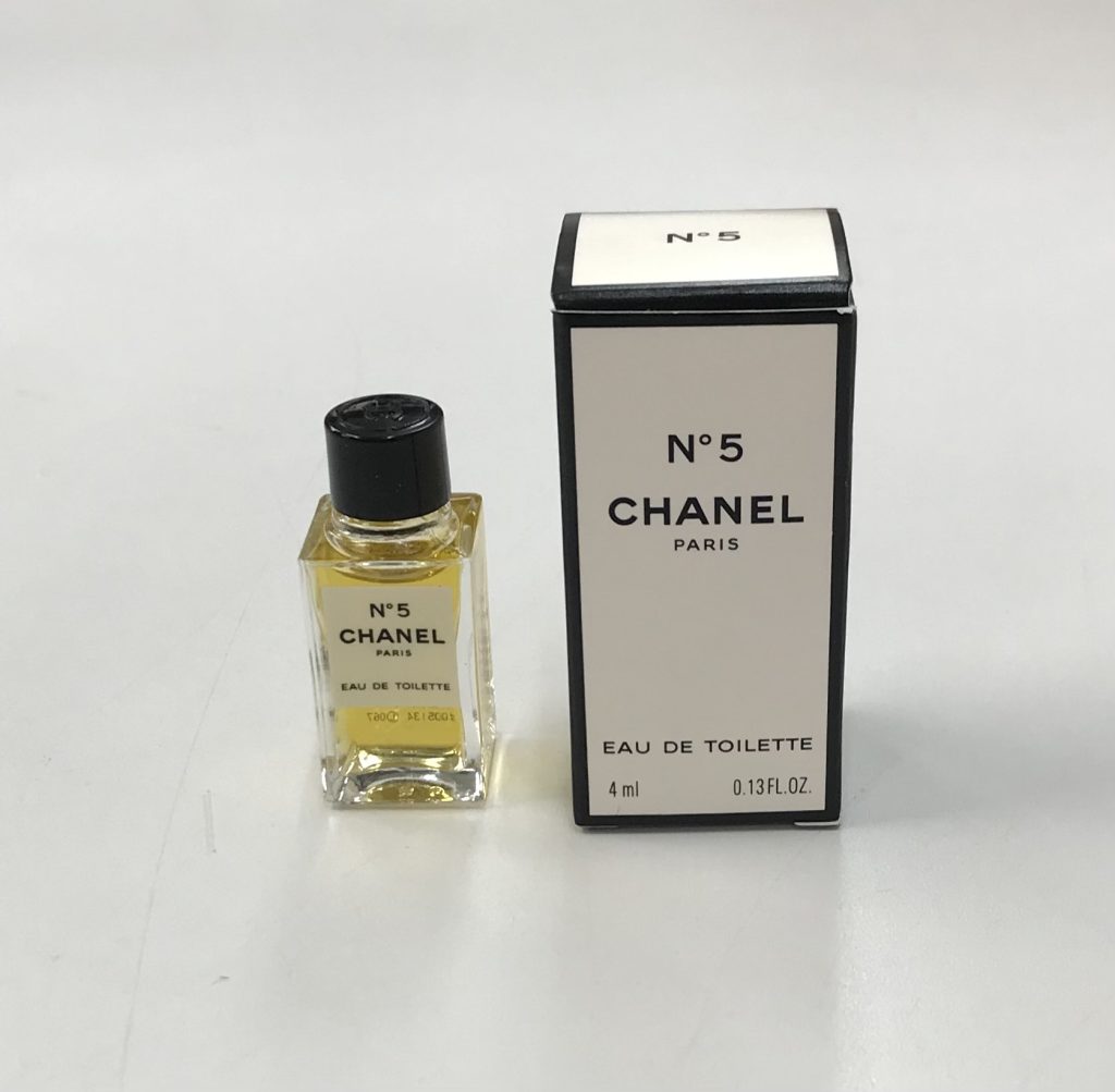 シャネル No5 オードゥトワレット 4ml