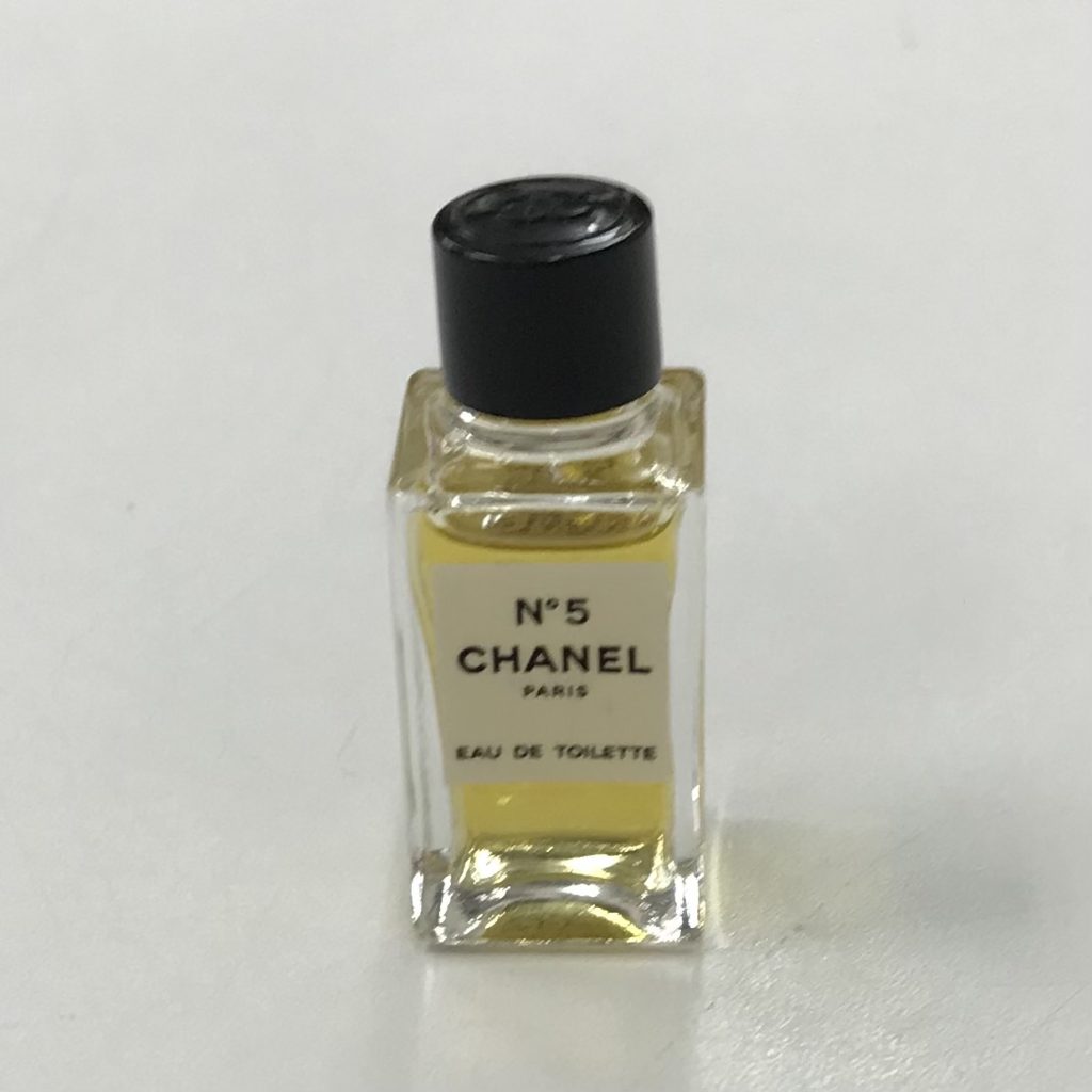 シャネル No5 オードゥトワレット 4ml