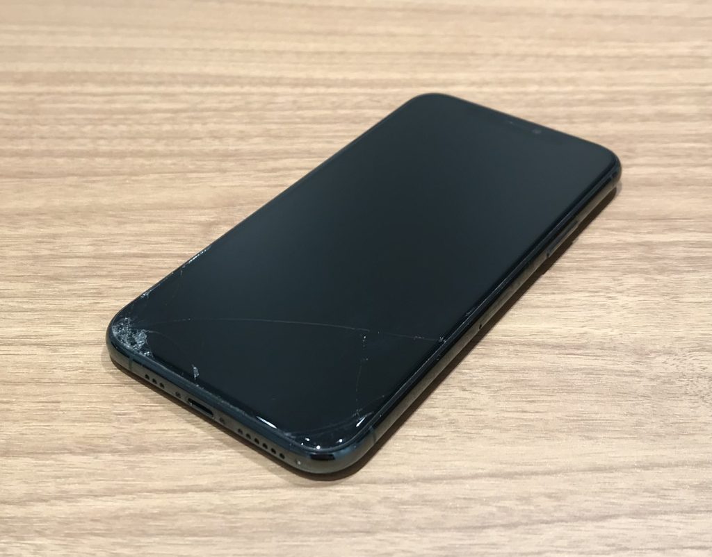 SIMロック解除(Softbank) iPhone11Pro 256GB ミッドナイトグリーン MWCC2J/A