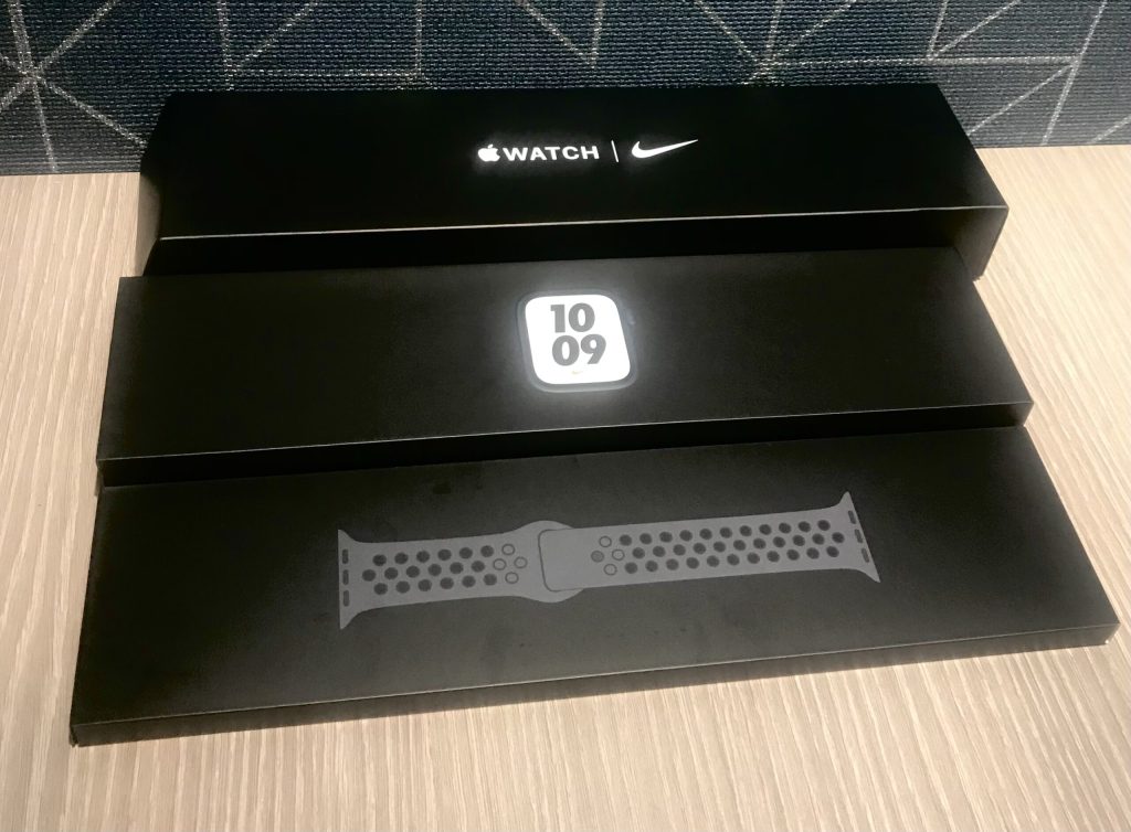 Apple Watch Nike Series7 GPSモデル 45mm MKNC3J/A