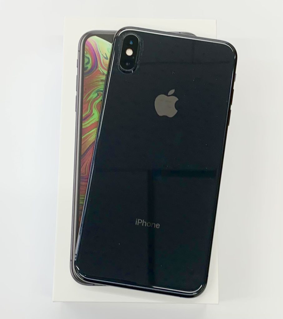 SIMロック解除(docomo) iPhoneXsMAX 256GB スペースグレイ MT6U2J/A