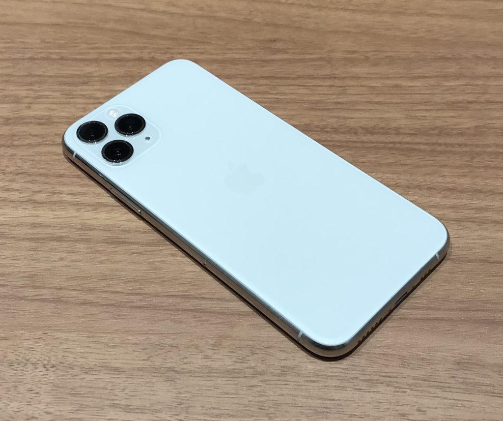 SIMロック解除(docomo) iPhone11Pro 64GB ホワイト NWC32J/A