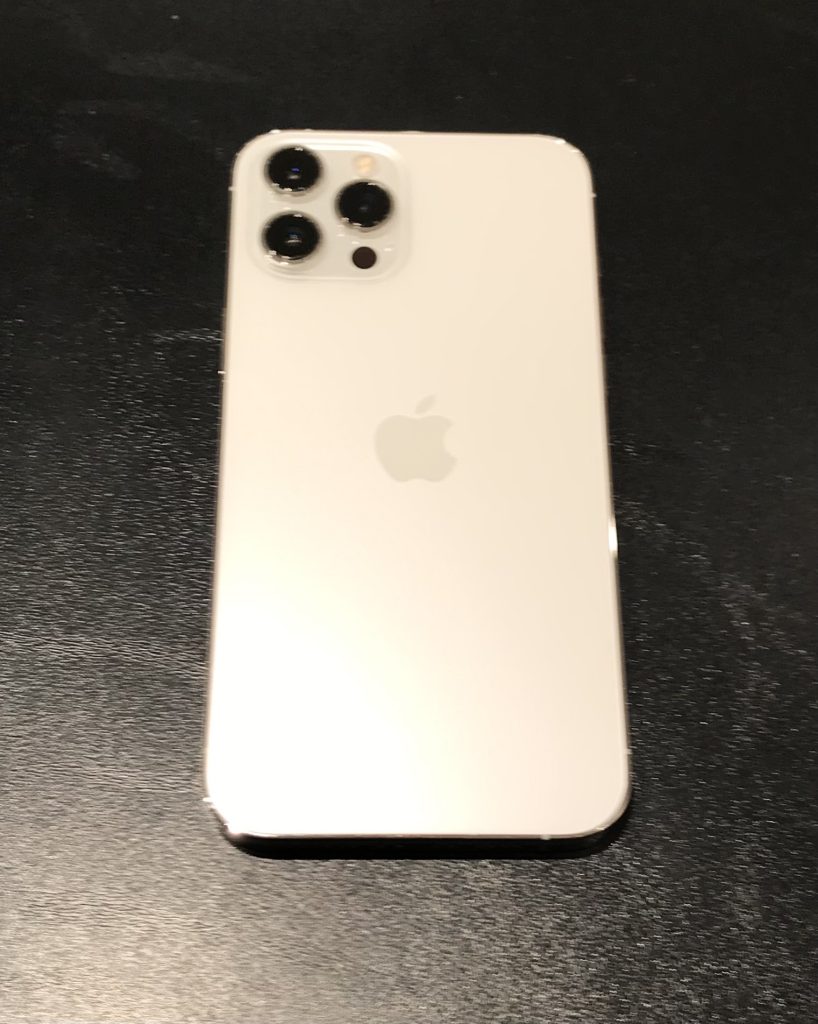 docomo/SIMロック解除 iPhone12ProMAX 256GB シルバー MGD03J/A