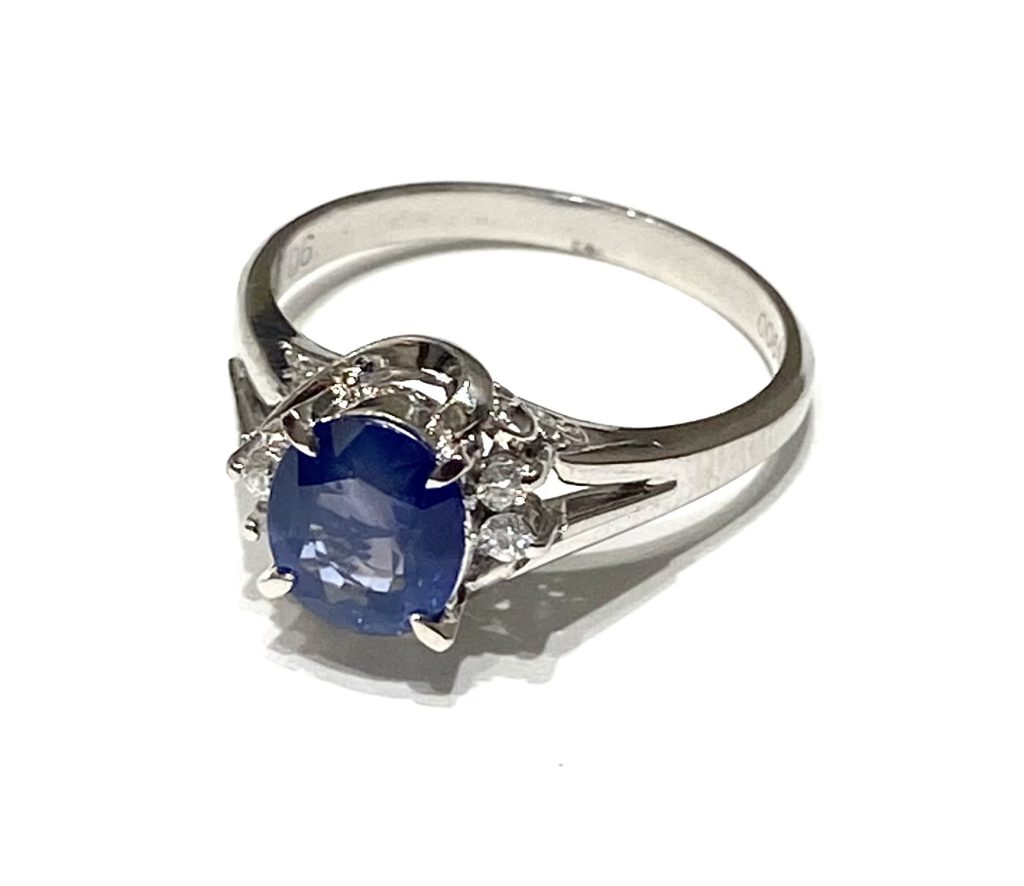 Pt900 サファイヤ×ダイヤリング S1.35ct FD0.06ct 4.4g
