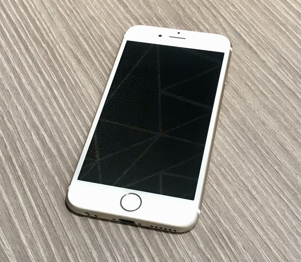 au/SIMロック解除 iPhone6s 64GB ゴールド MKQQ2J/A