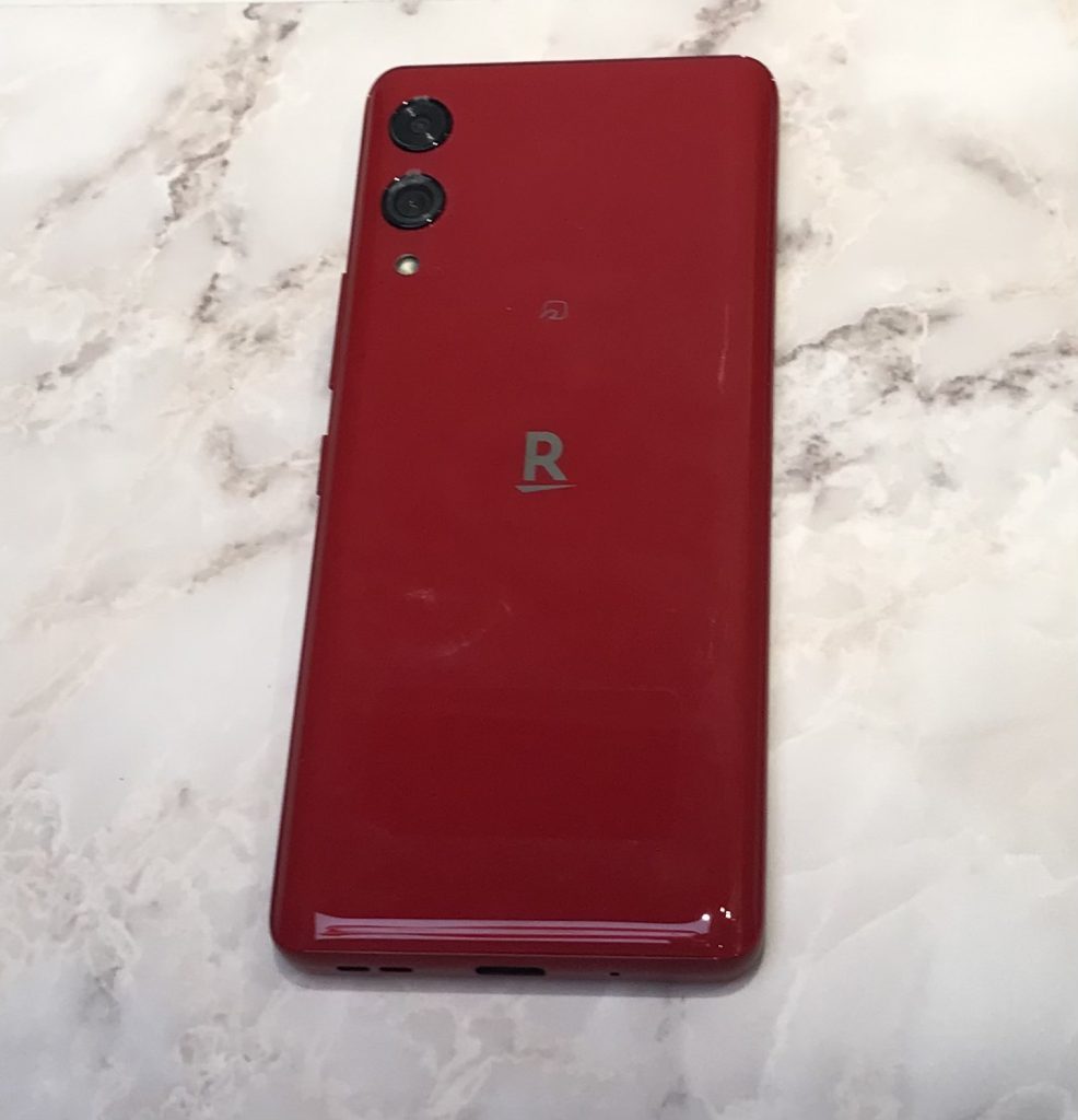 Rakuten Hand 5G クリムゾンレッド P780