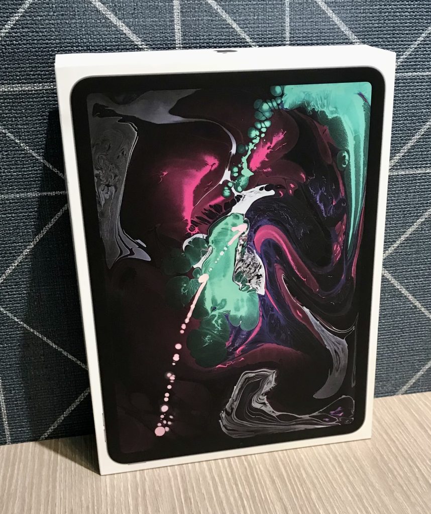 au SIMロック解除済み iPadPro 11inch 第1世代 Cellular 256GB スペースグレイ MU102J/A