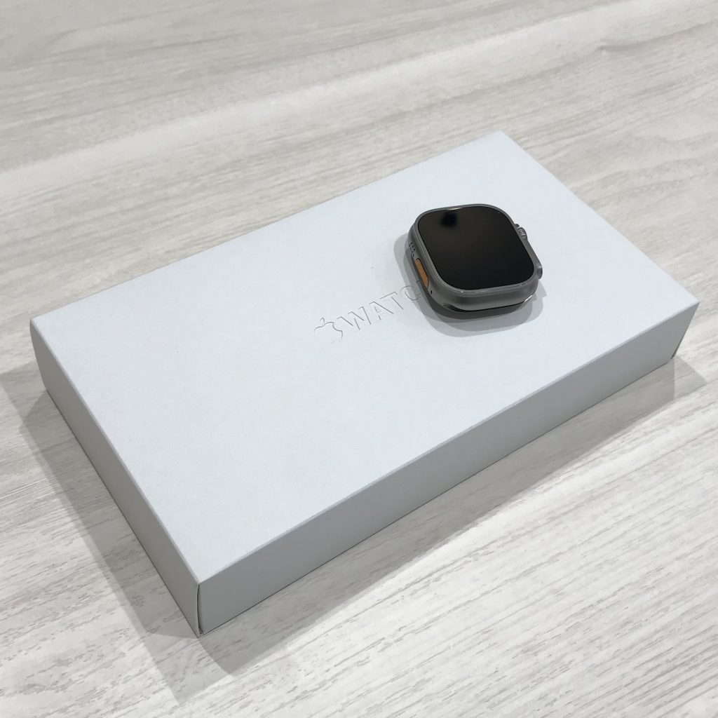 Apple Apple Watch Ultra GPS ＋ Cellularモデル 49mmチタニウムケース オレンジアルパインループ MQFM3J/A