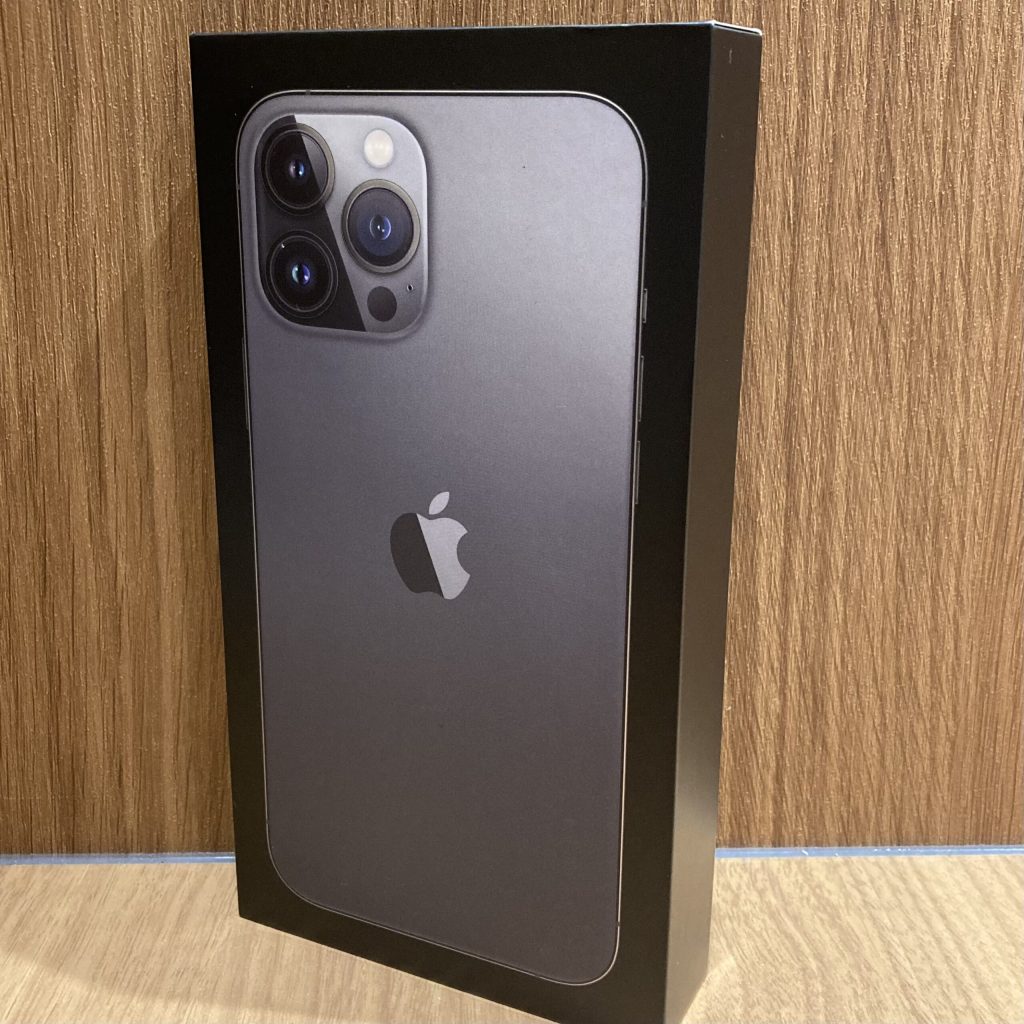SIMロック解除(docomo)iPhone13ProMax 1TB グラファイト MLKG3J/A
