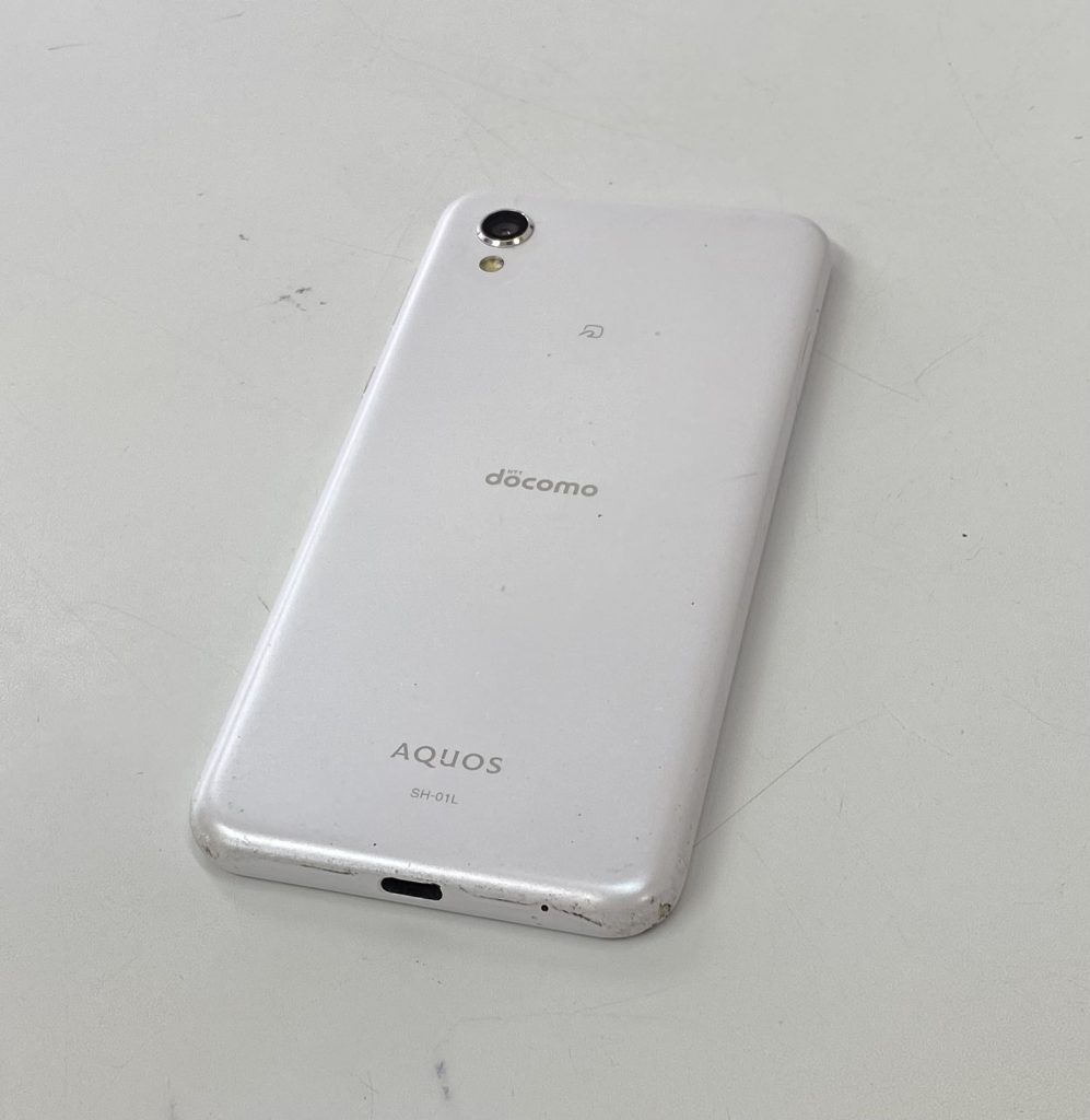 docomo/SIMロック解除済 AQUOS sense2 シルキーホワイト SH-01L