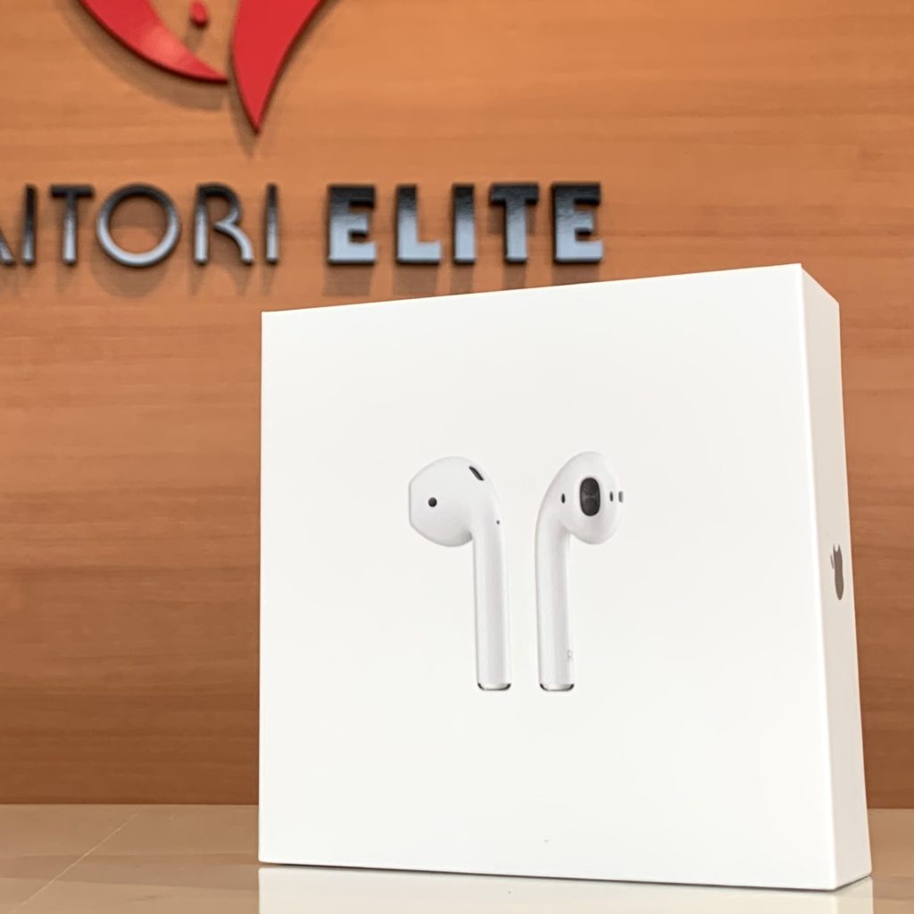 Apple AirPods with Charging Case（第2世代） MV7N2J/A