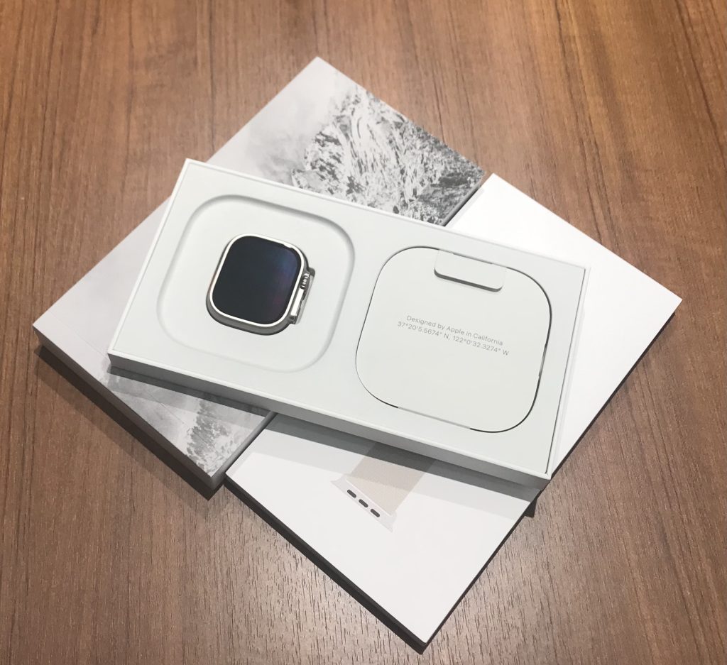 Apple Watch Ultra GPS ＋ Cellular 49mm チタニウム MQFT3J/A